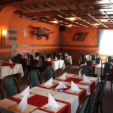 Hotel Hynek Nachod Luaran gambar