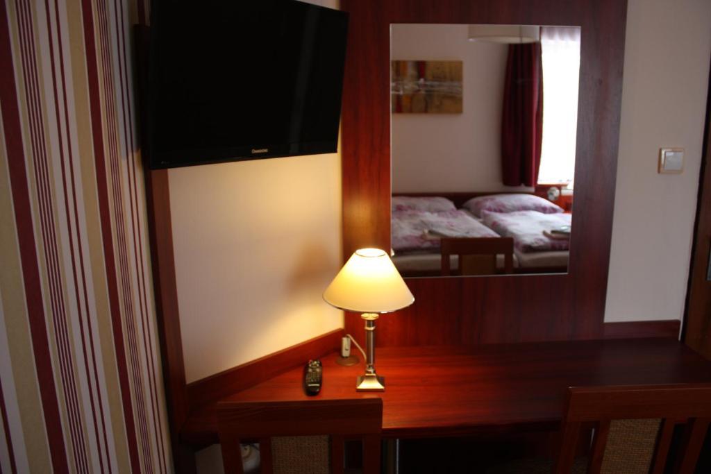 Hotel Hynek Nachod Bilik gambar
